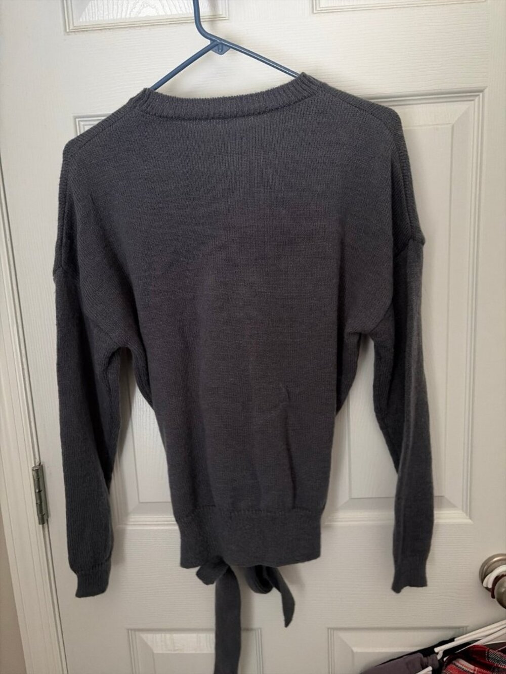 Sweater - Picture 3 of 3